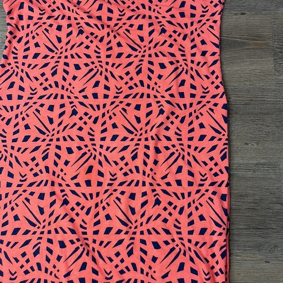 LiLaRoe Julia Coral Navy Mosiac Print Knit Dress, size XL - Picture 4 of 9